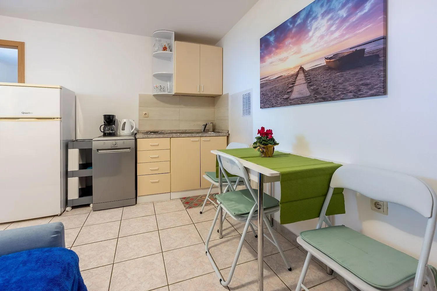 Idyllisches Apartment Nur 150 Meter Zum Strand Mit Privater Terrasse, Garten, Wifi Dramalj